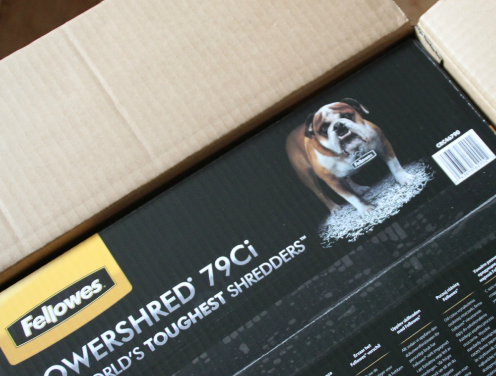 der neue Aktenvernichtervon Fellows