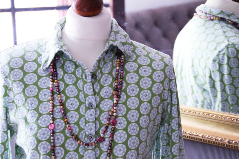 Kleiderschrank sortieren – Wie sitzt Kleidung richtig gut?