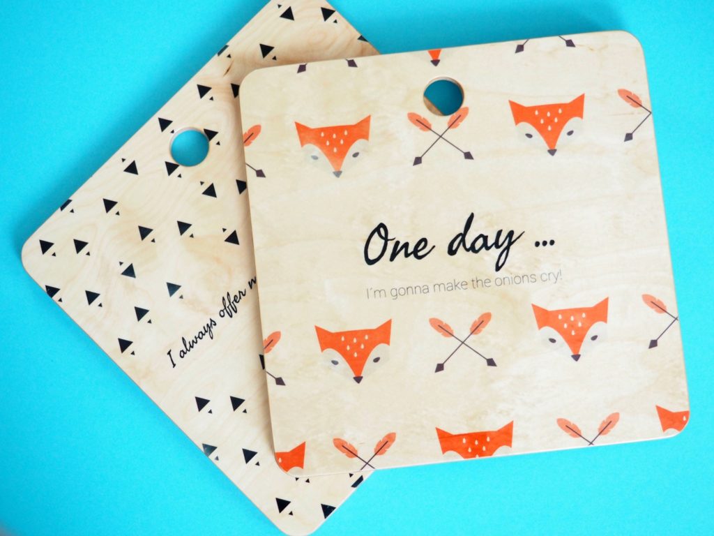 radbag_personalisiertes Brettchen im Gebrauch 