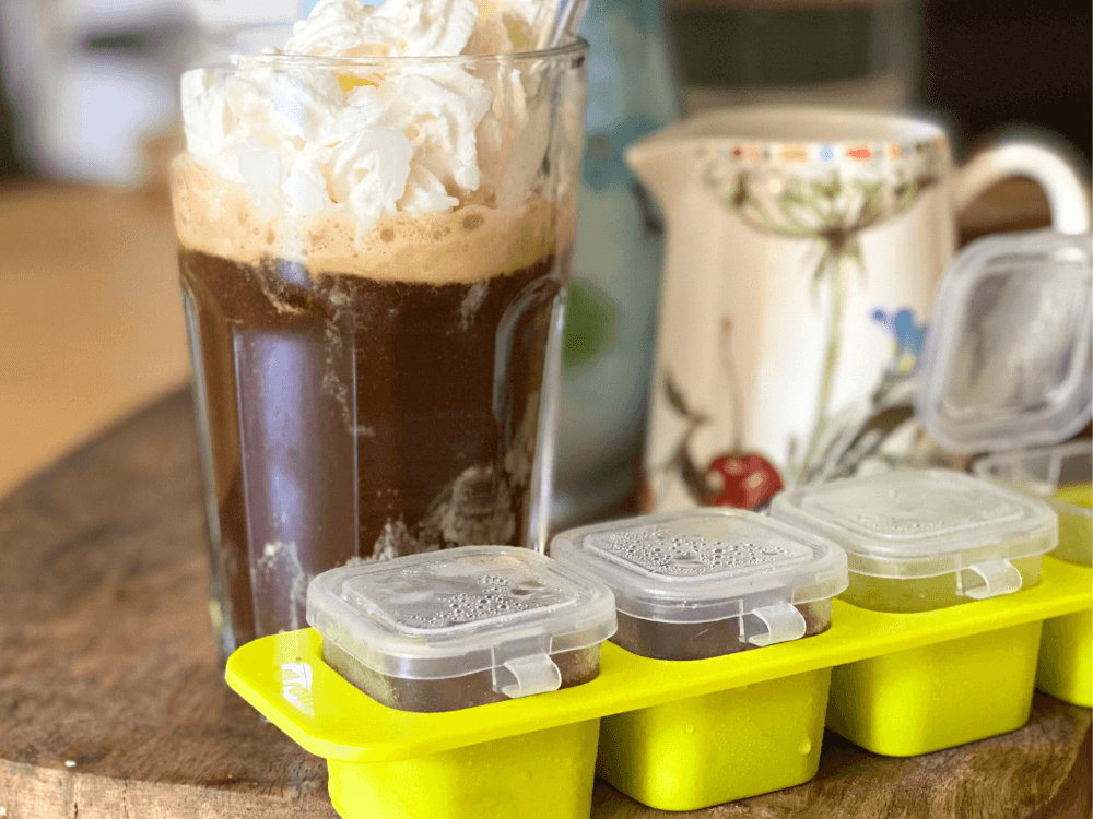 Kaffee abkühlen für Eiskaffee und Co