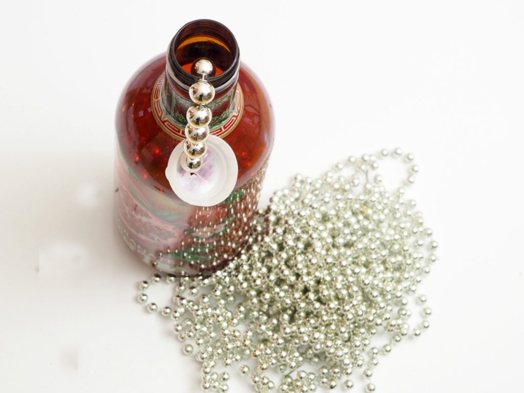 Weihnachtsketten verstauen