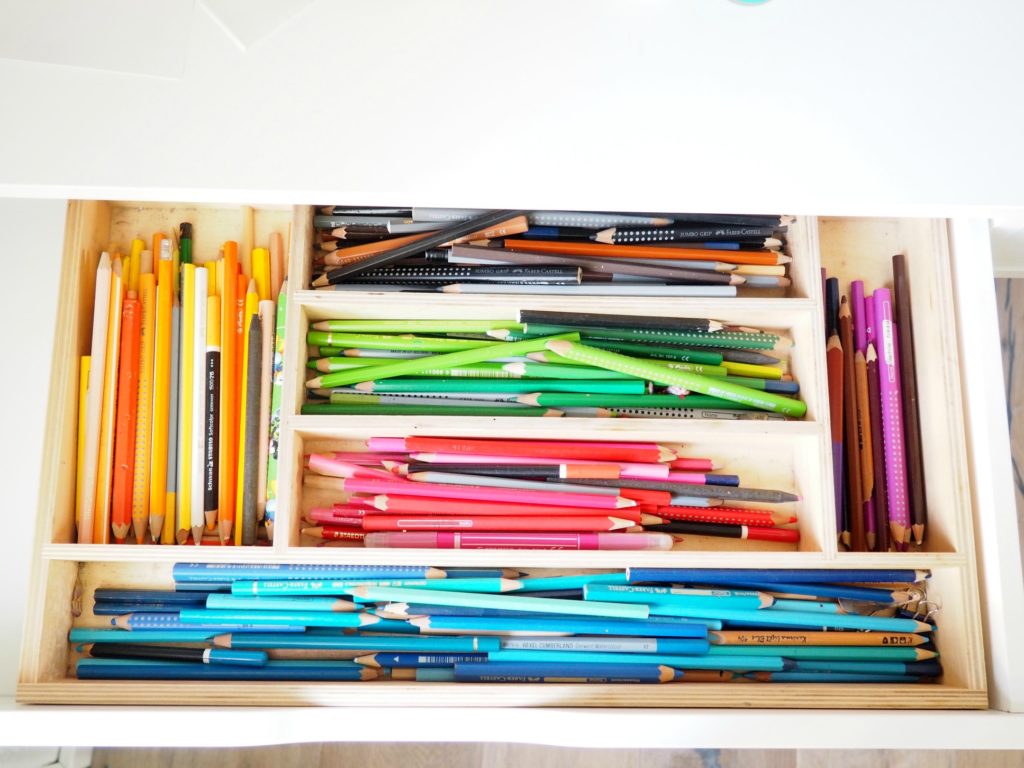 Stifte in Schublade