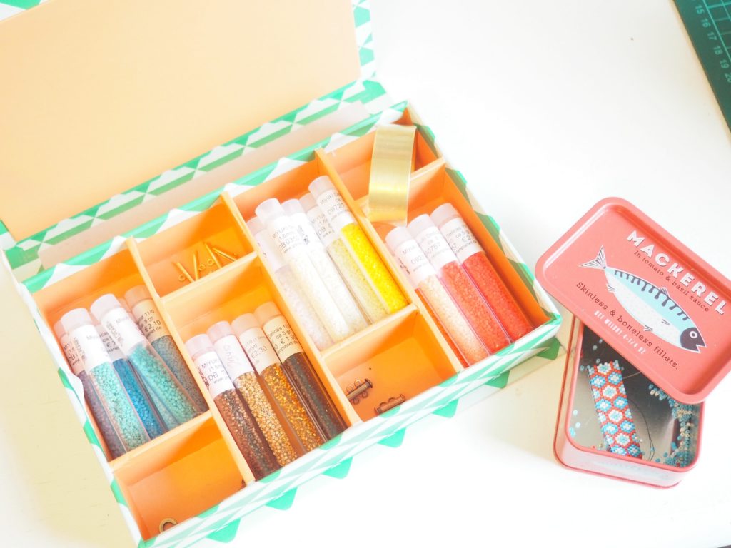 Perlen in Schmuckkasten