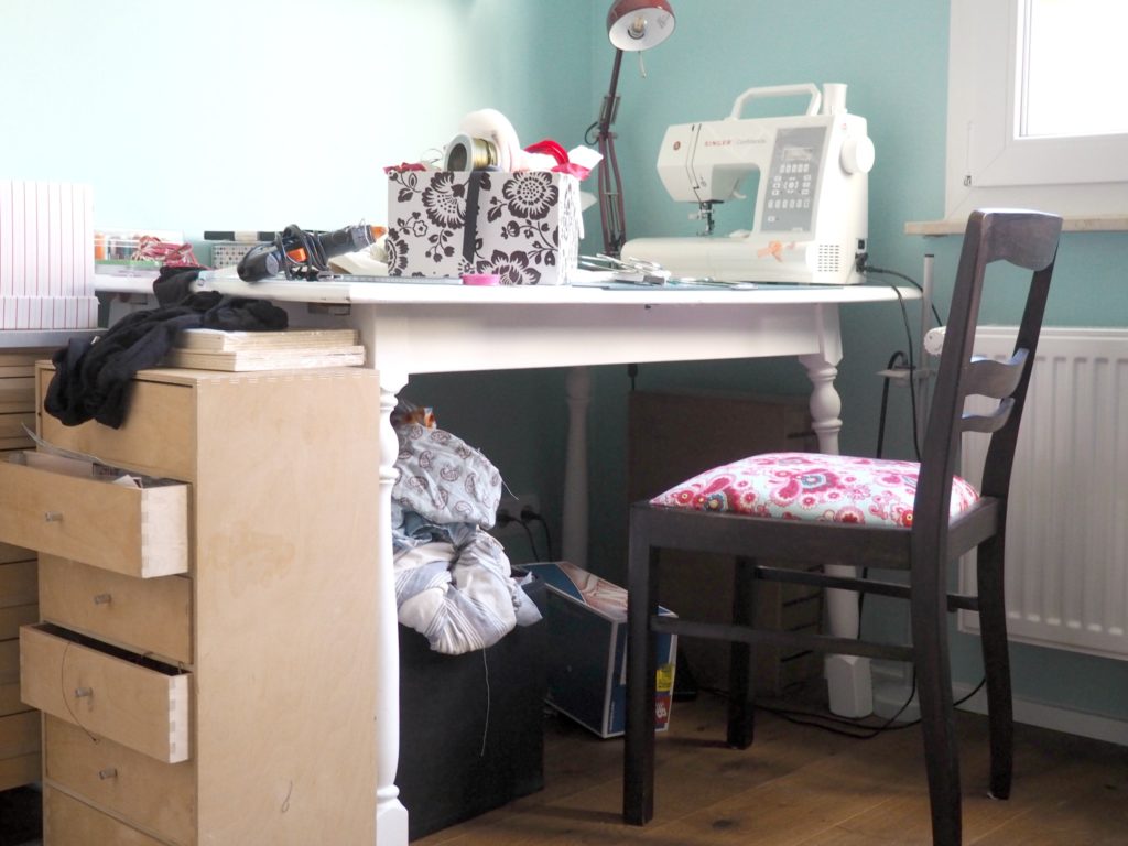 unordentlicher Arbeitsplatz