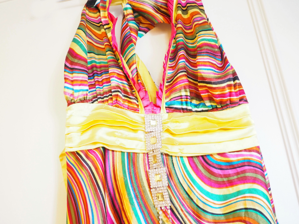 Original Secondhandkleid aus den 70ern