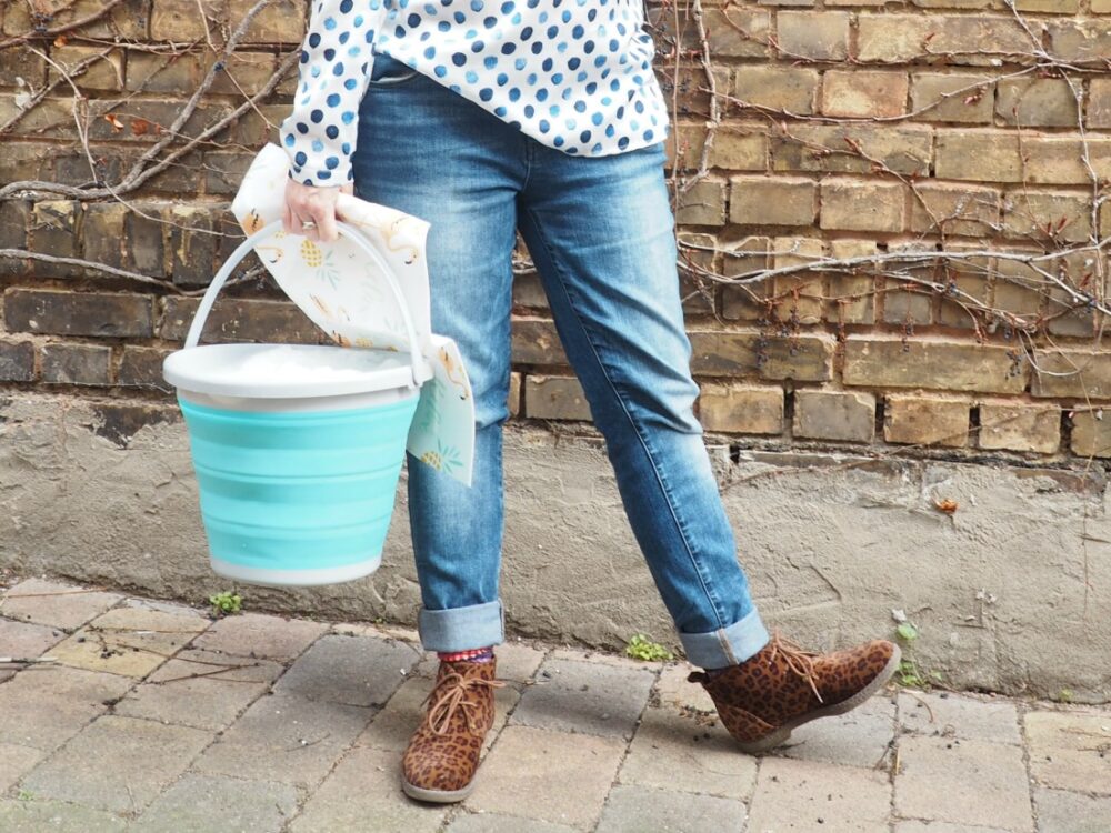 Große Eimerliebe – damit das Putzen nicht mehr ganz so schlimm ist.