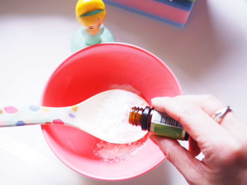 Reinigungsmittel für die Spüle selber machen