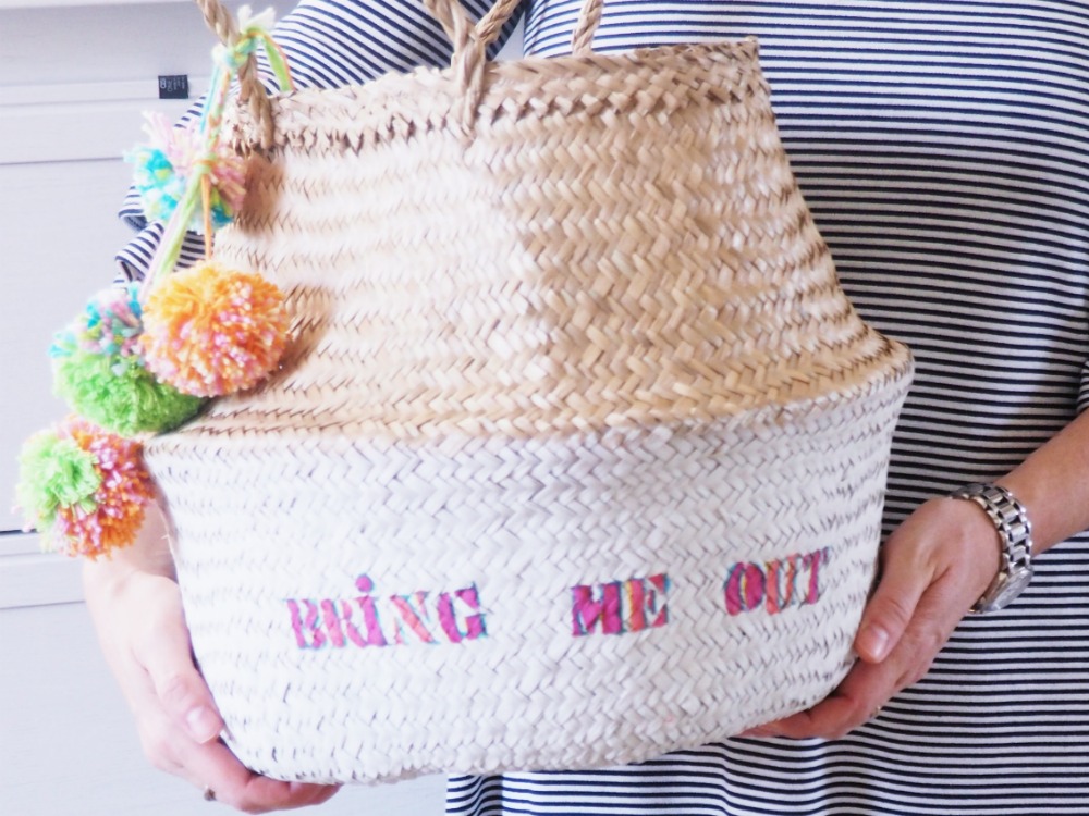 Korb zum Glas raustragen