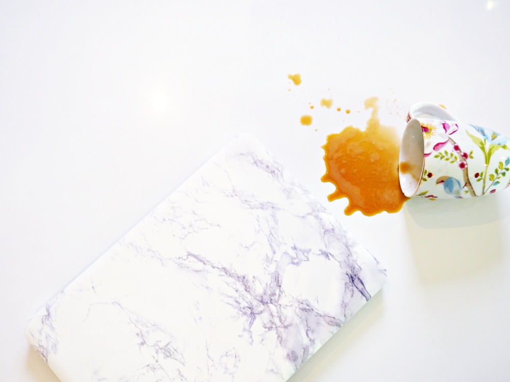 Reis ist keine Versicherung gegen Wasser in elektronischen Geräten – Missgeschicke im Alltag mit WERTGARANTIE absichern