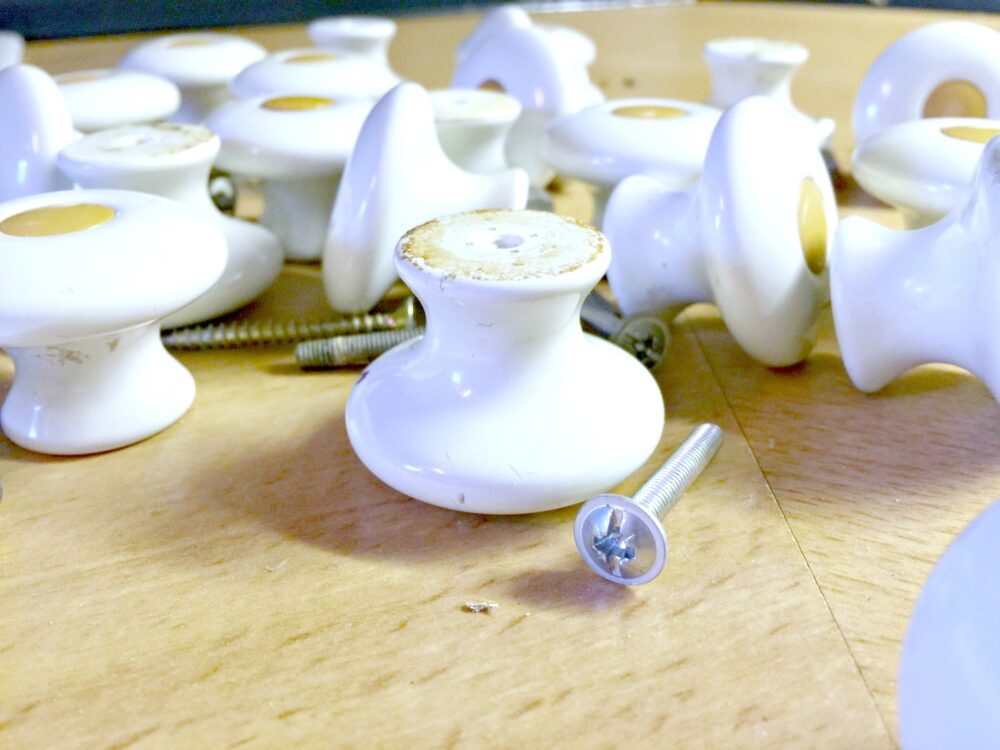 alte Schrankgriffe Küche renovieren