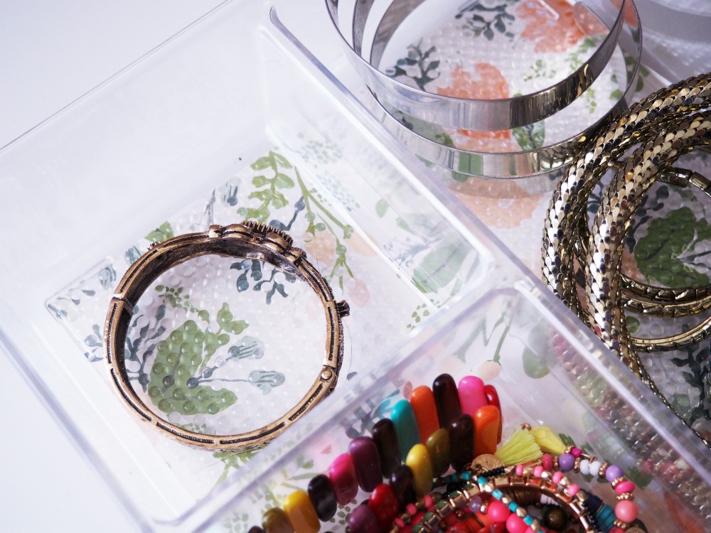 Wenke Ordnung im Schmuck