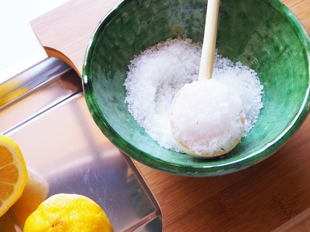 Holzbrettchen hygienisch reinigen