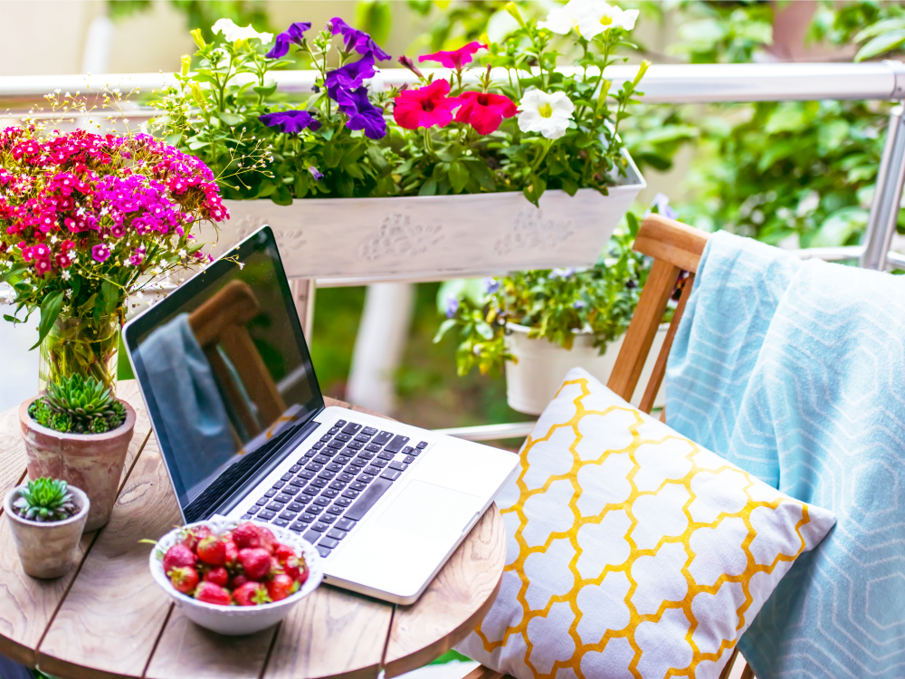 Outdookissen reinigen
