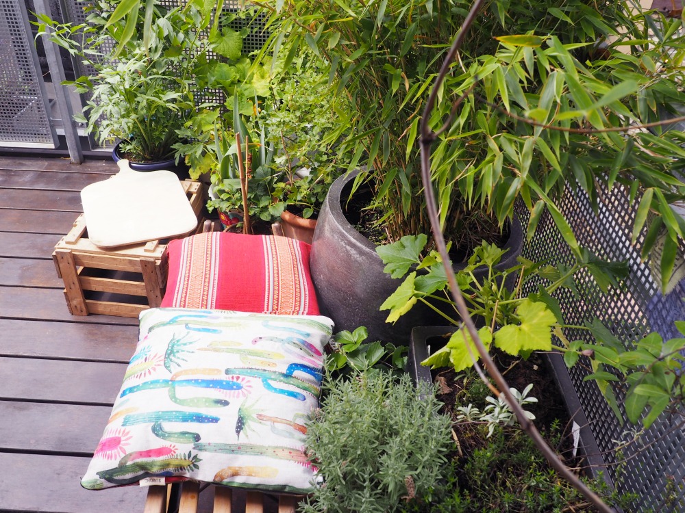 Outdookissen reinigen