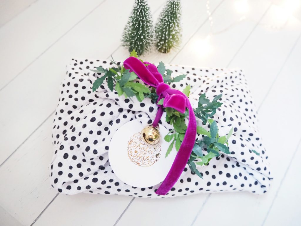 Furoshiki Geschenkverpackung Weihnachten