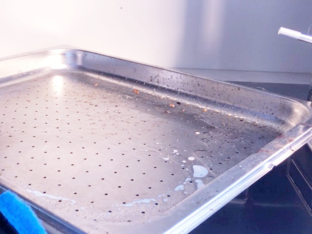 Dremel Versa Backblech saeubern