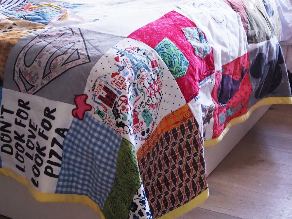 Patchworkdecke aus T-Shirts