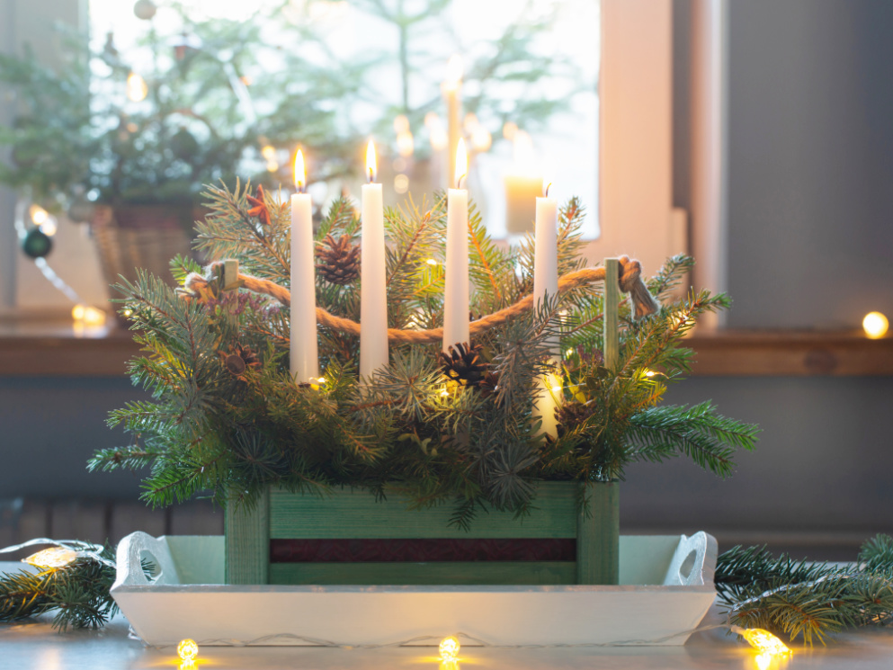 Advent, Advent: Der Adventskranz, der brennt!