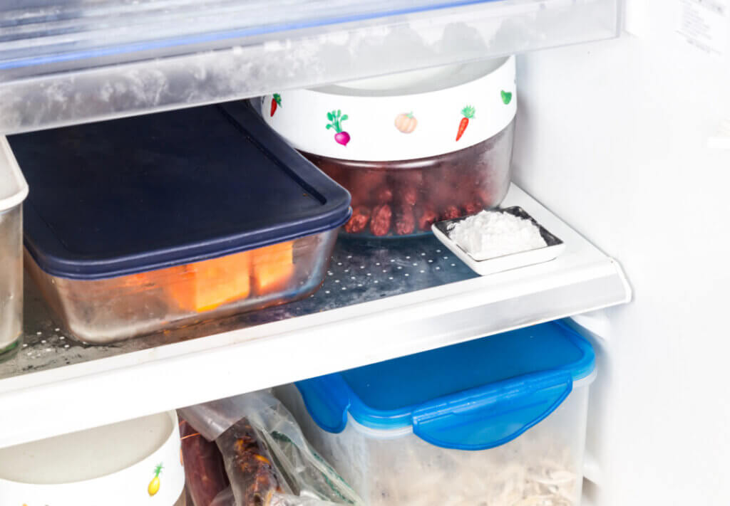 Backpulver zum Reinigen und gegen Gerüche im Kühlschrank?